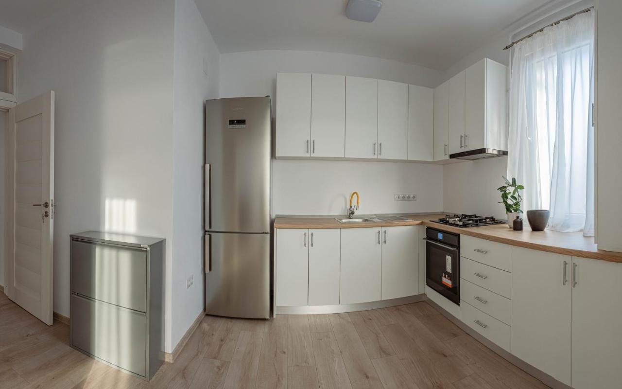 Solomon Apartments Ap 3 Sîngeorgiu de Mureş Dış mekan fotoğraf